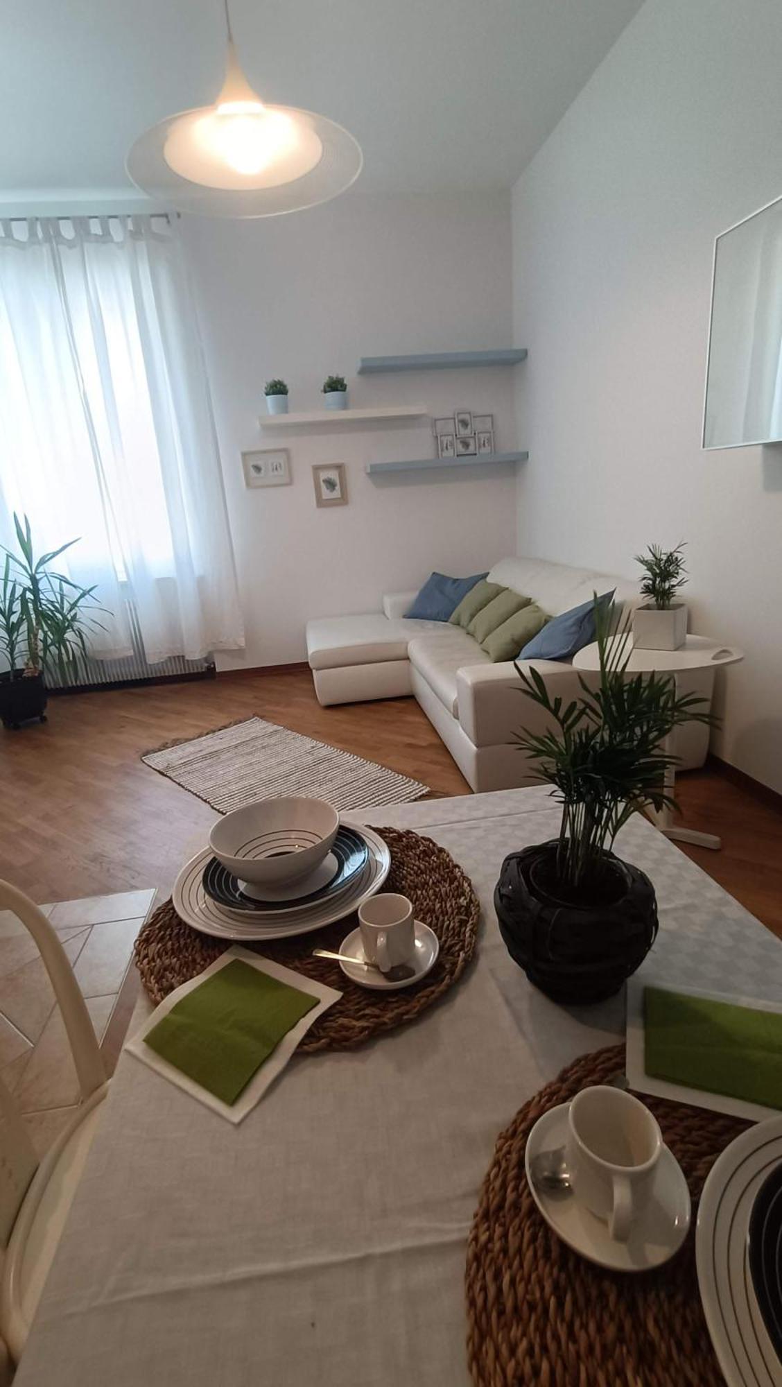 Loving My Rooms 2 - Delizioso Appartamento In Centro 고리치아 외부 사진
